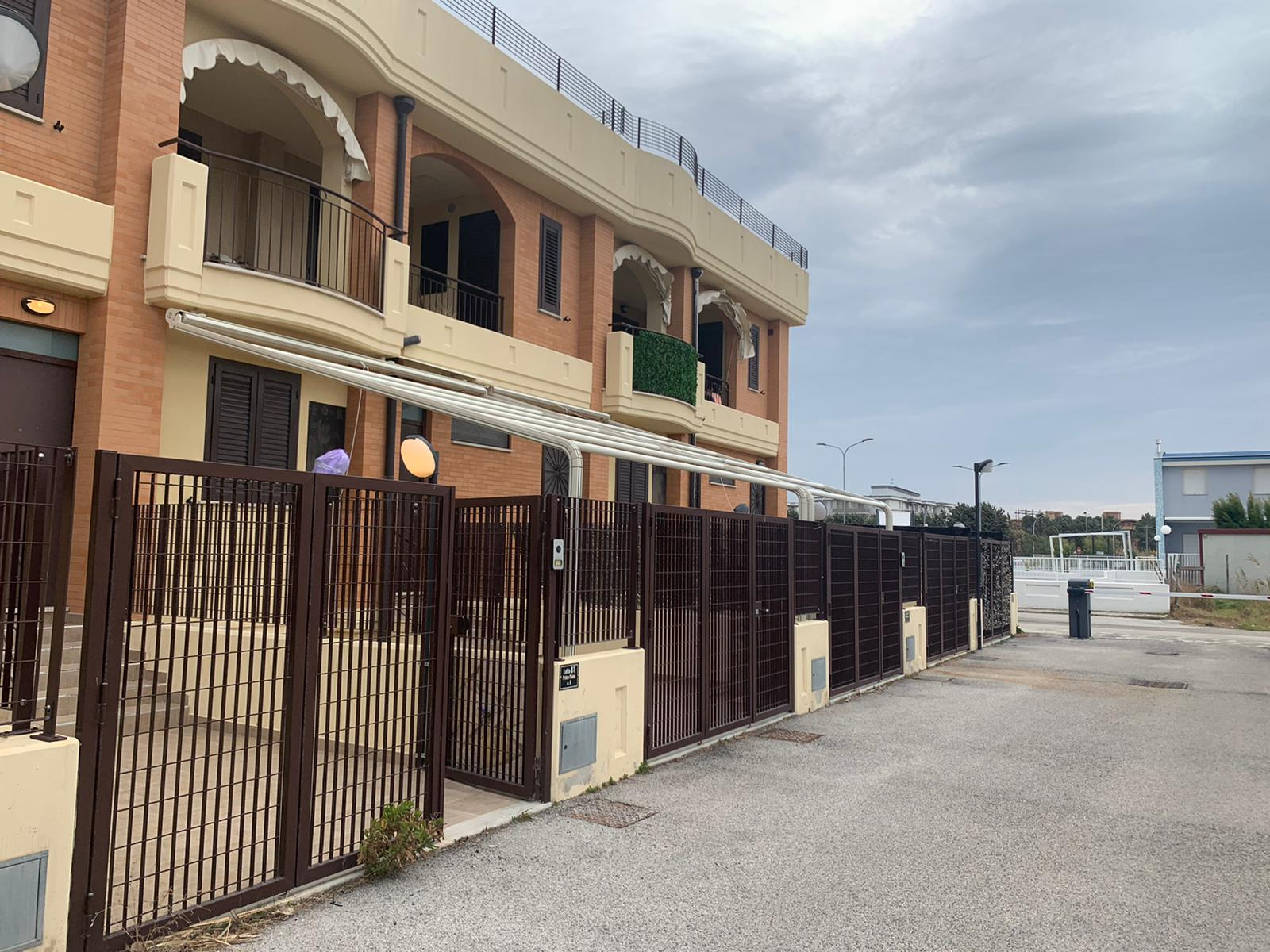 Appartamento CAMPOMARINO vendita  Lido di Campomarino  CUPAIOLO LUIGI D.I.