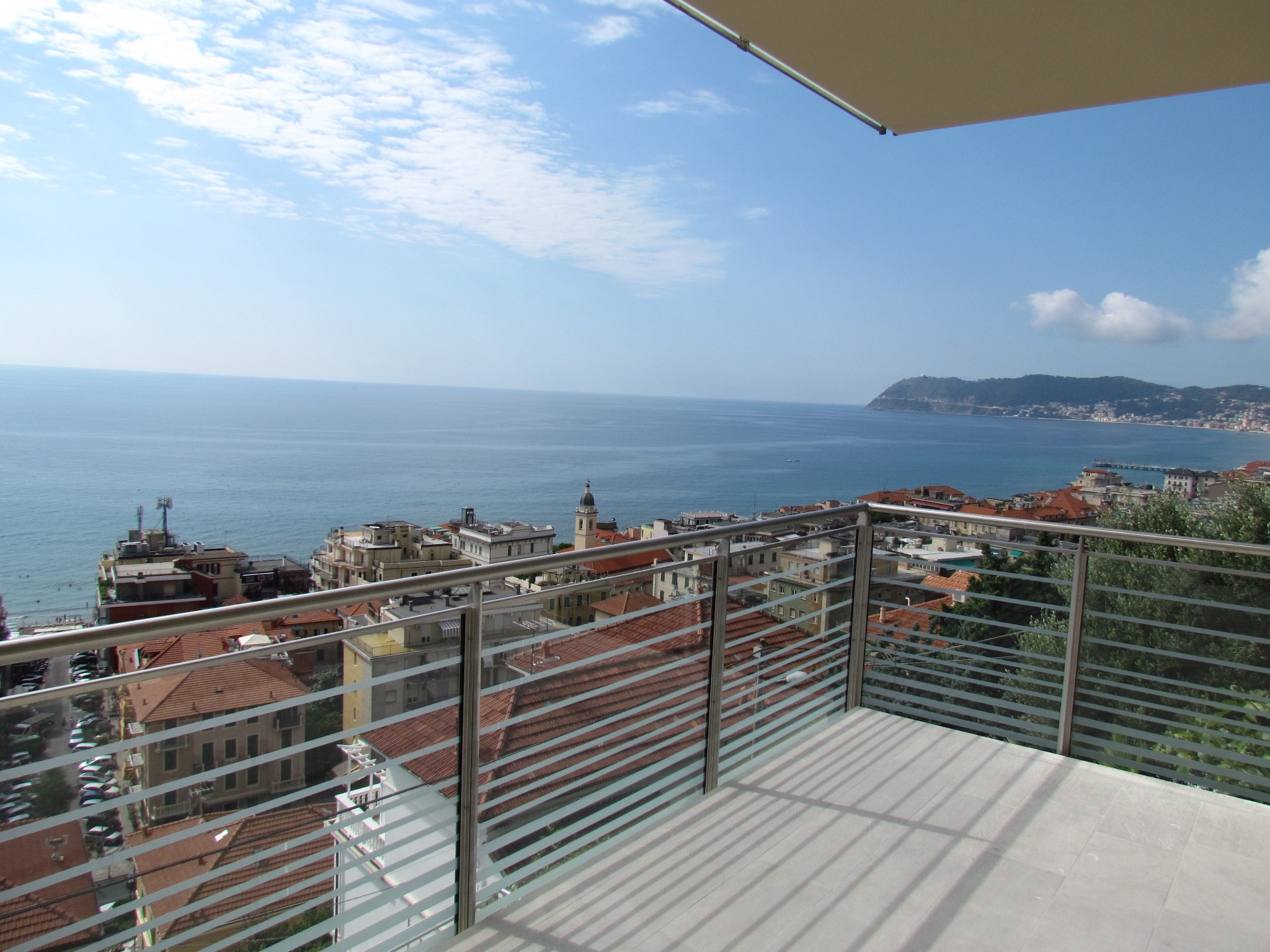  alassio vendita quart: solva alassio mare srl