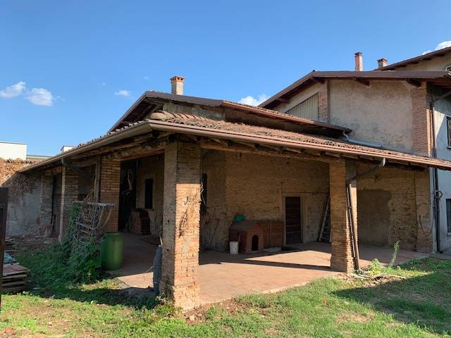 Rustico - Cascina ERBUSCO vendita    Fondo Casa Palazzolo sull