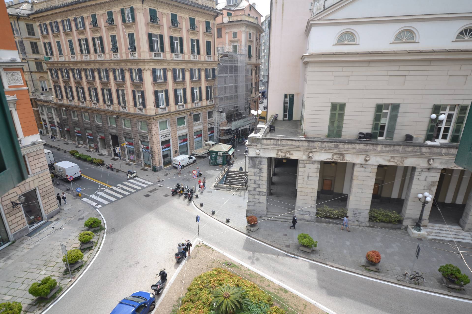  genova affitto quart: centro centro-storico-uno-s.a.s.