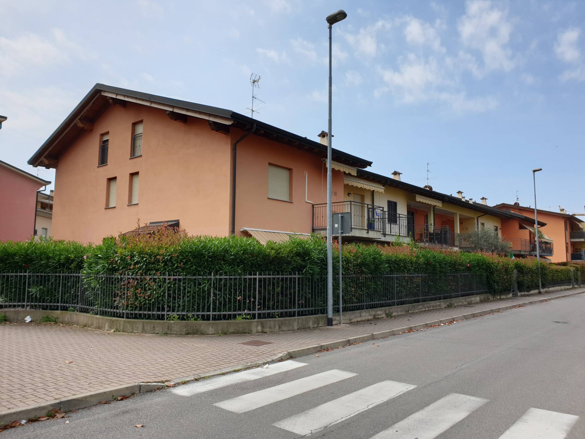  cologne vendita quart:  fondo casa palazzolo sull