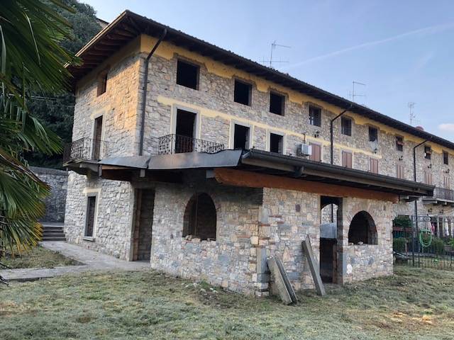 Villa Unifamiliare - Indipendente CASTELLI CALEPIO vendita    Fondo Casa Palazzolo sull