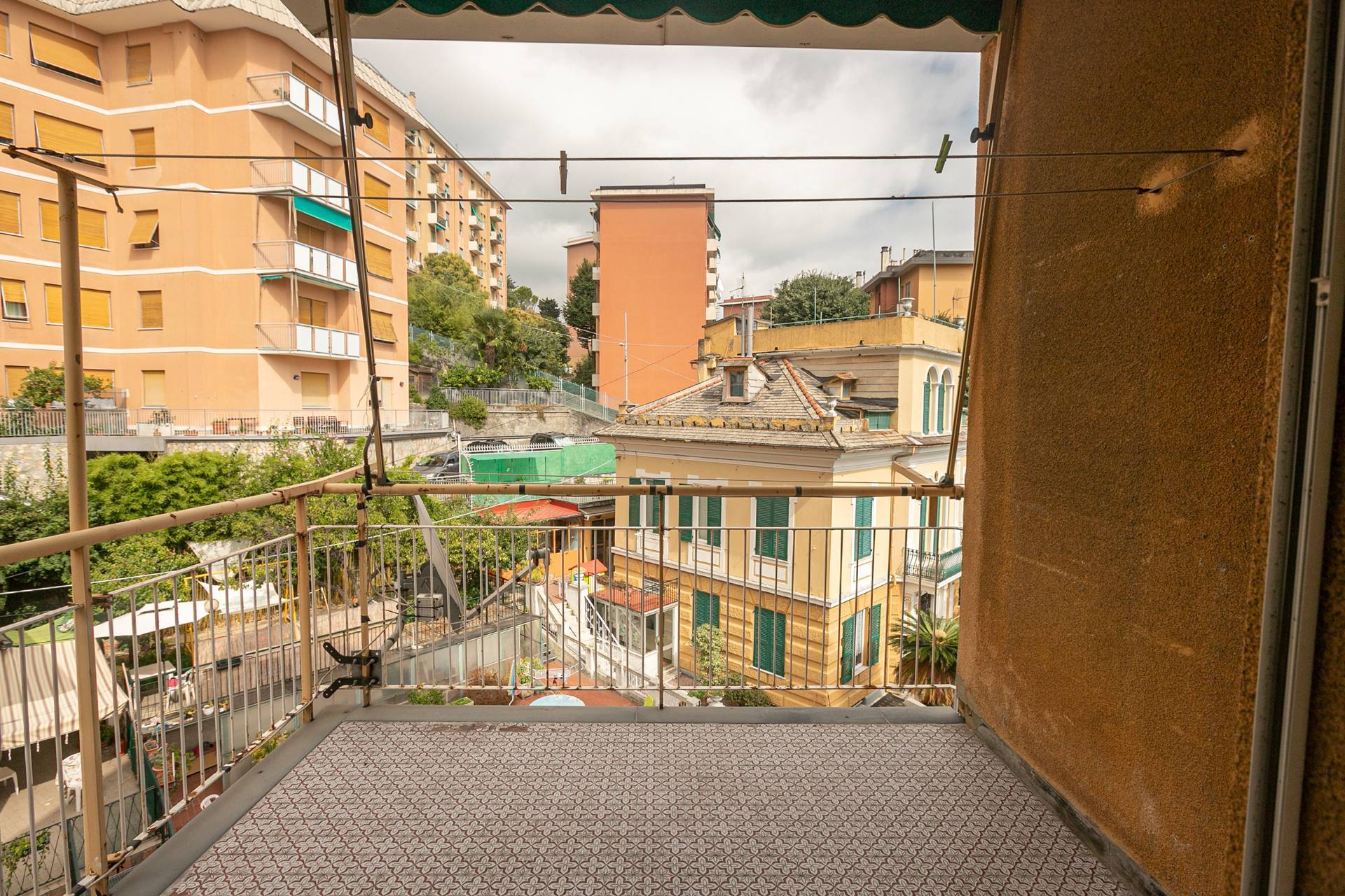 Appartamento GENOVA vendita  San Martino  Centro Storico Uno s.a.s.