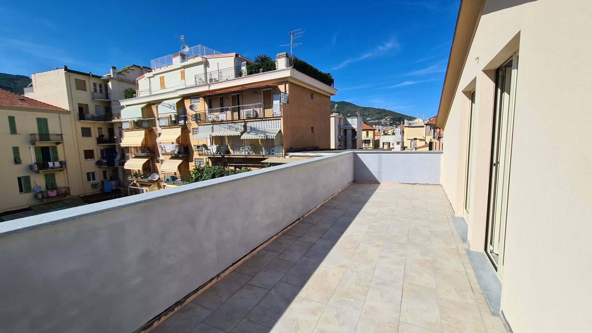  alassio vendita quart:  alassio mare srl