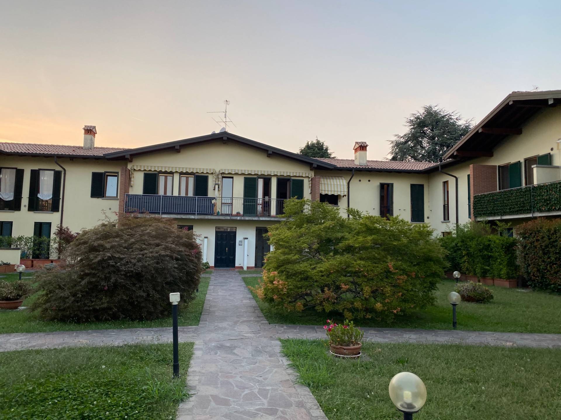 Appartamento COLOGNE vendita    Fondo Casa Palazzolo sull