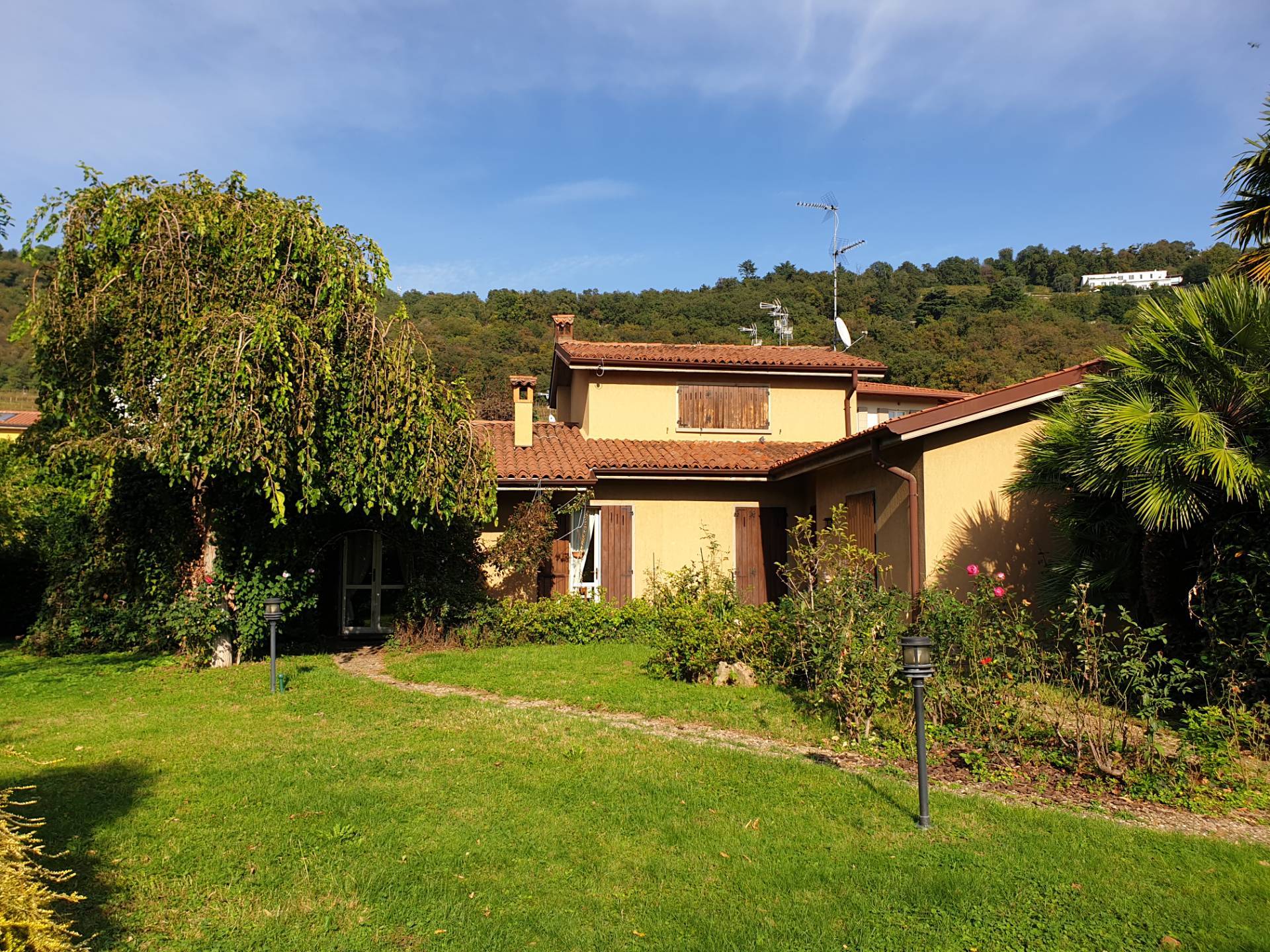 Villa COCCAGLIO vendita    Fondo Casa Palazzolo sull