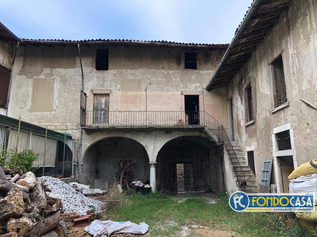 Rustico - Cascina MONIGA DEL GARDA vendita    DESENZANO DEL GARDA