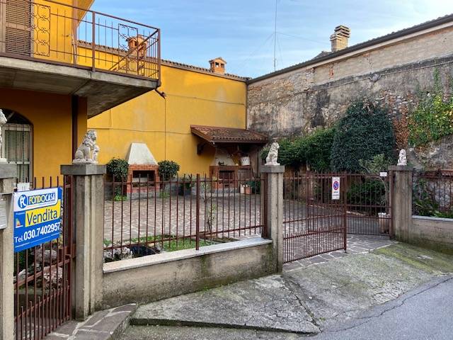 Villa CASTELLI CALEPIO vendita  Tagliuno  Fondo Casa Palazzolo sull