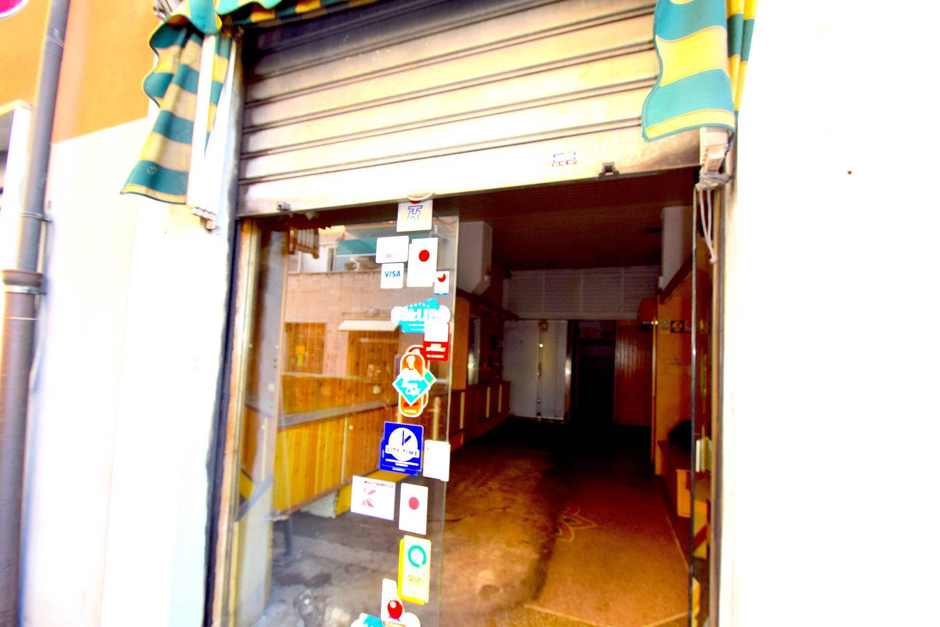 Attività commerciale in affitto a San Fruttuoso, Genova (GE)