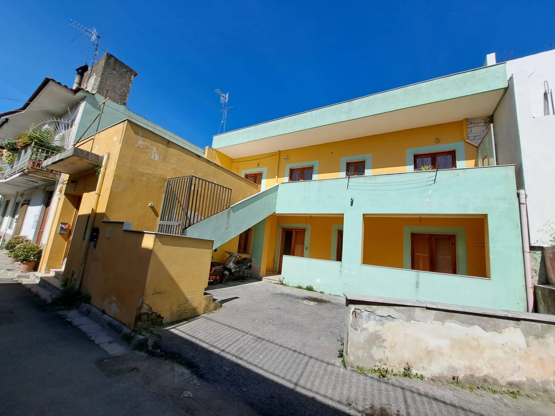 Casa indipendente in vendita a Marigliano (NA)