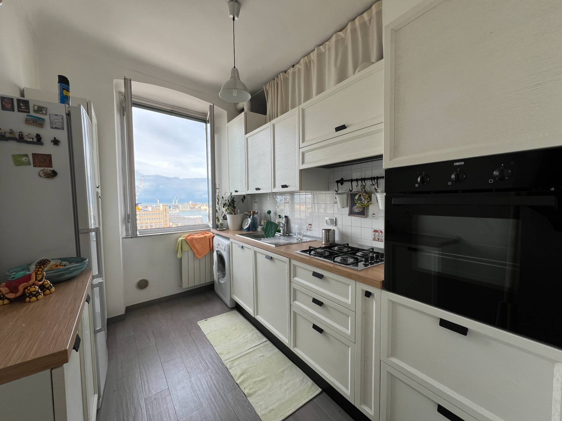 Appartamento in affitto a Centro Storico, Genova (GE)