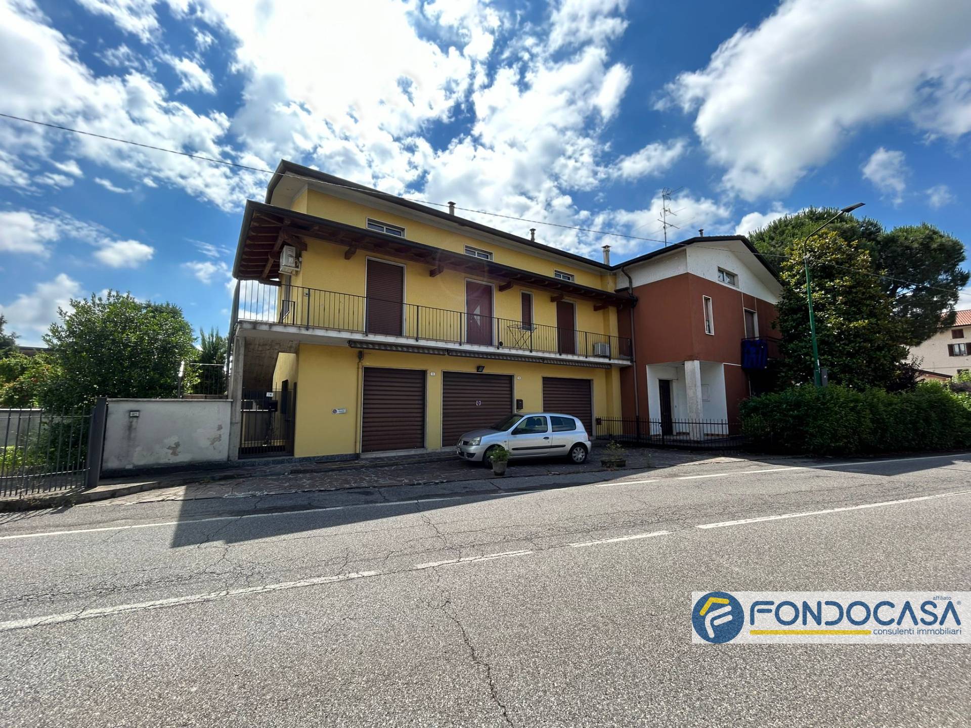 Fondo commerciale in affitto a Palazzolo Sull'oglio (BS)