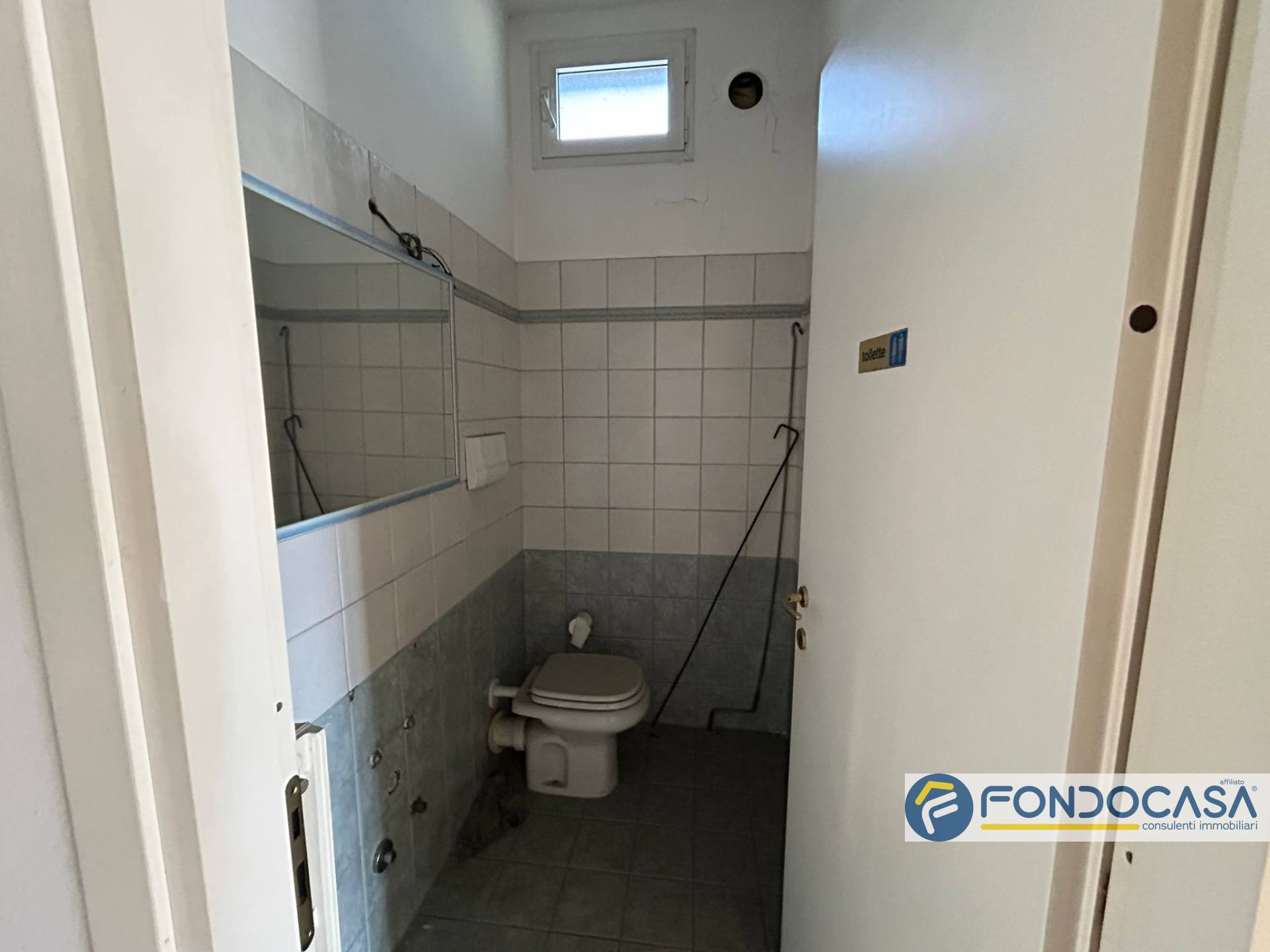 Fondo commerciale in affitto a Palazzolo Sull'oglio (BS)