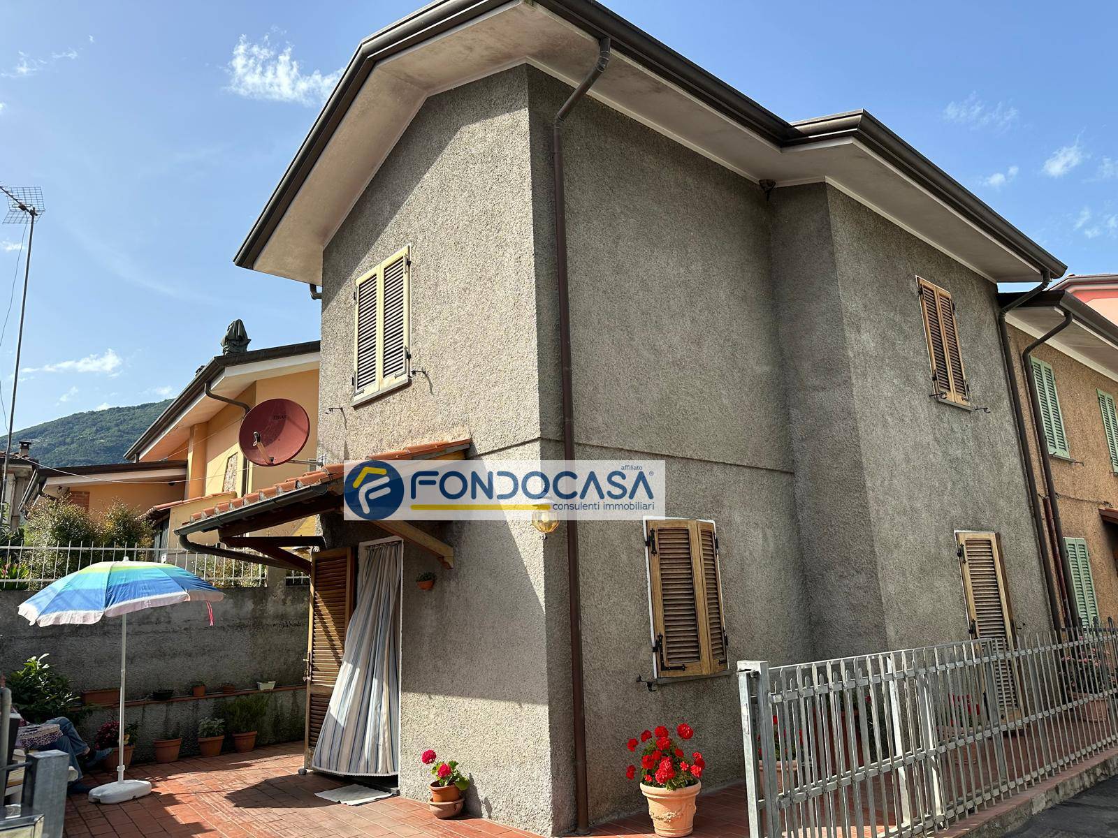 Casa semi-indipendente in vendita a Camaiore (LU)