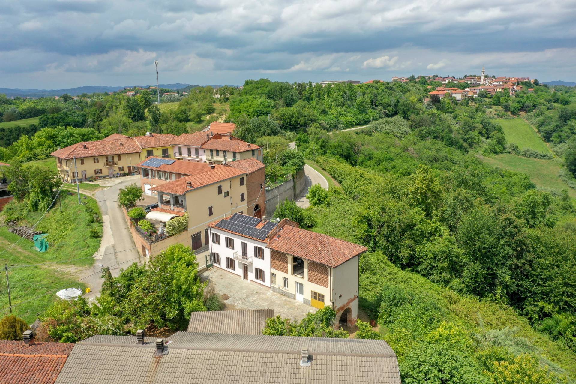 Casa indipendente in vendita a Camerano Casasco (AT)