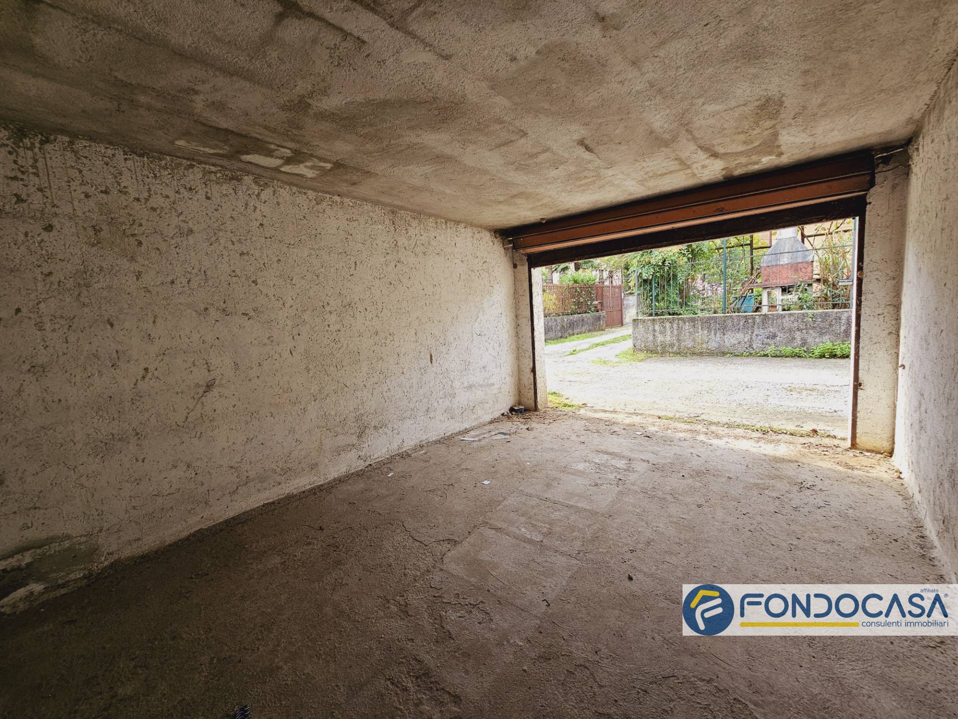 Garage/Box/Posto auto in vendita a Palazzolo Sull'oglio (BS)