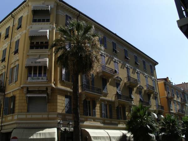 Appartamento in vendita a Ventimiglia (IM)