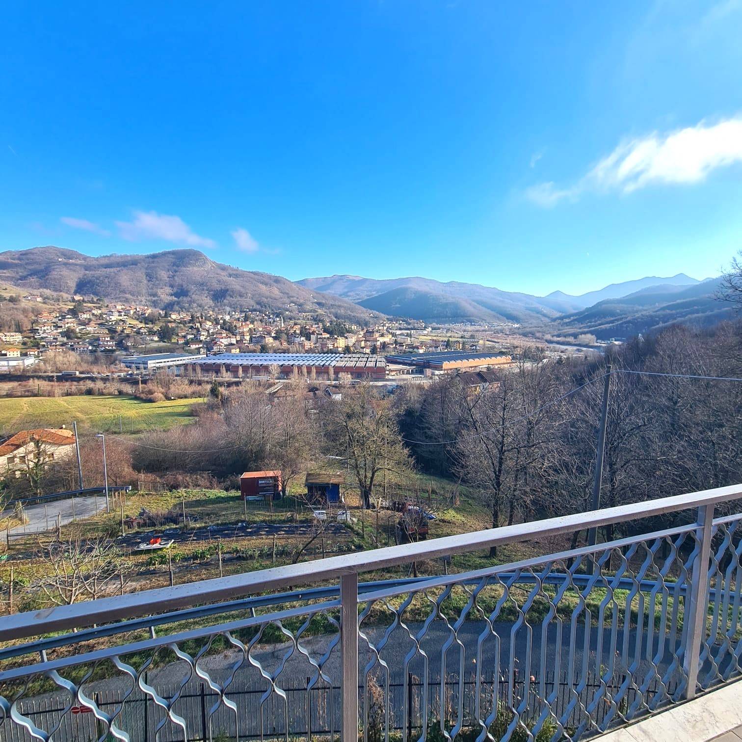 Appartamento in vendita a Casella (GE)