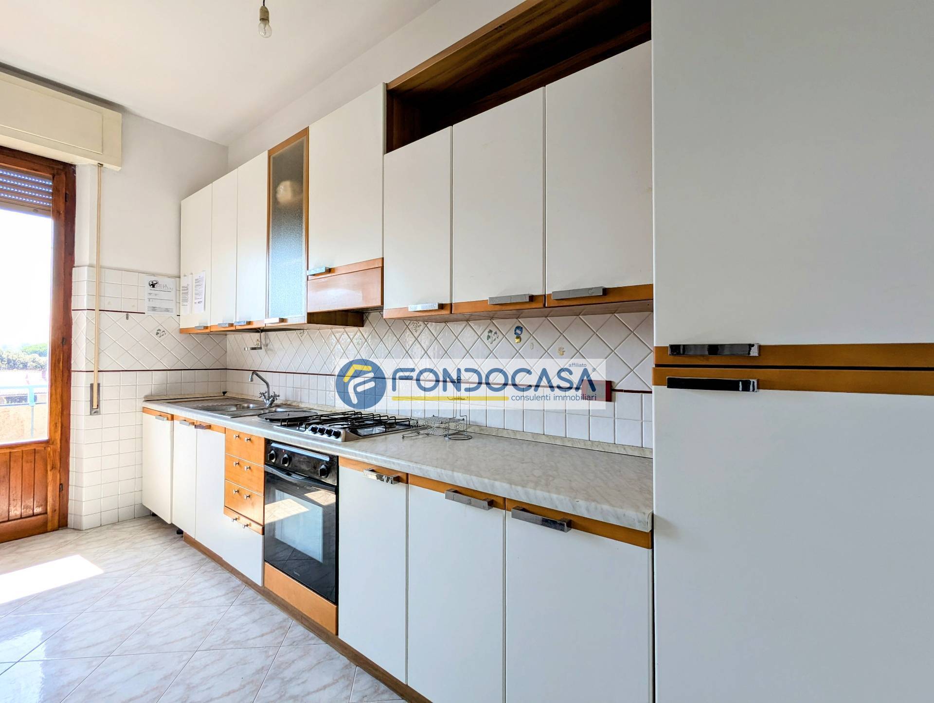 Appartamento in vendita a Massa (MS)