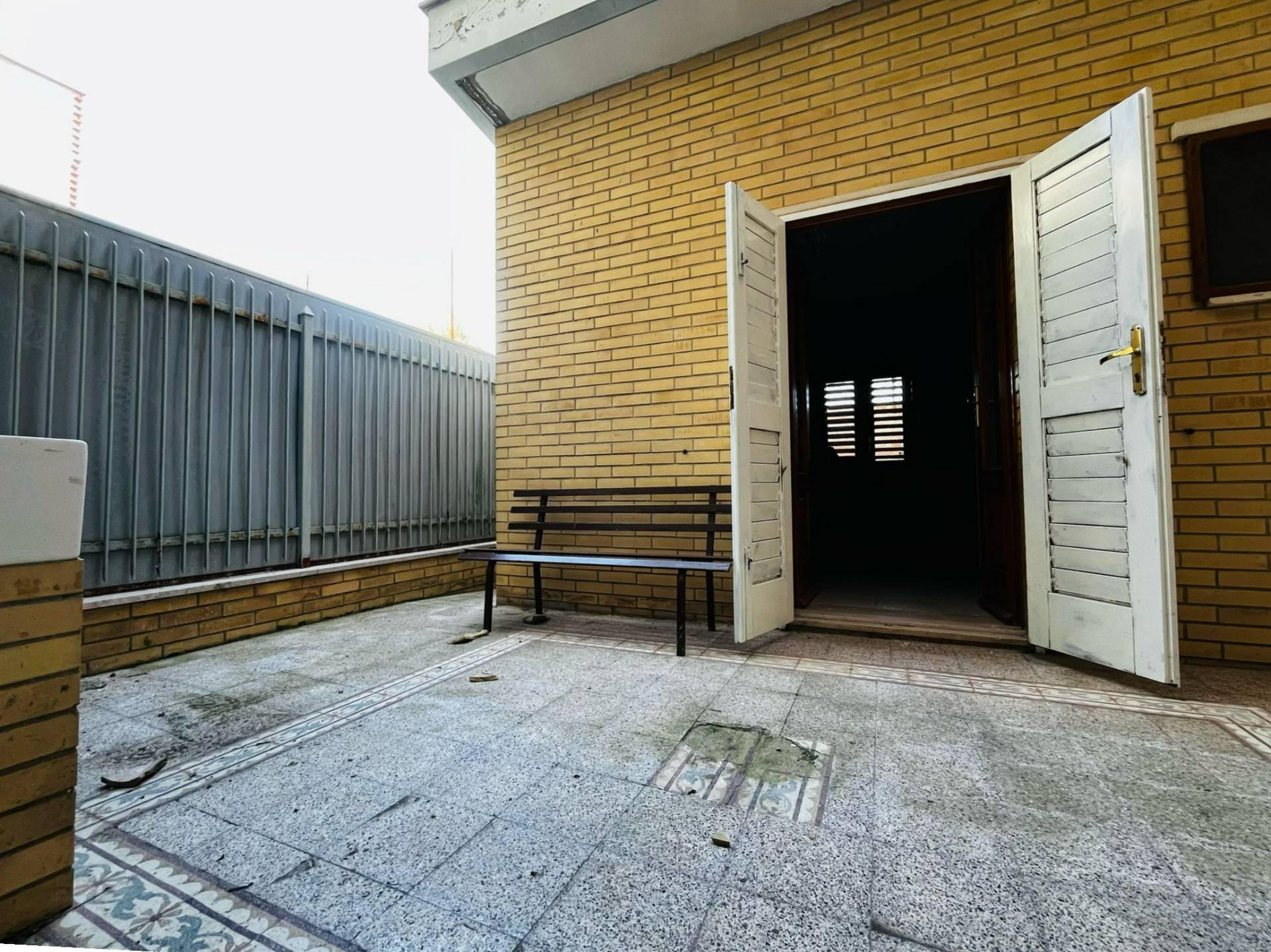 Magazzino in vendita a Lucera (FG)