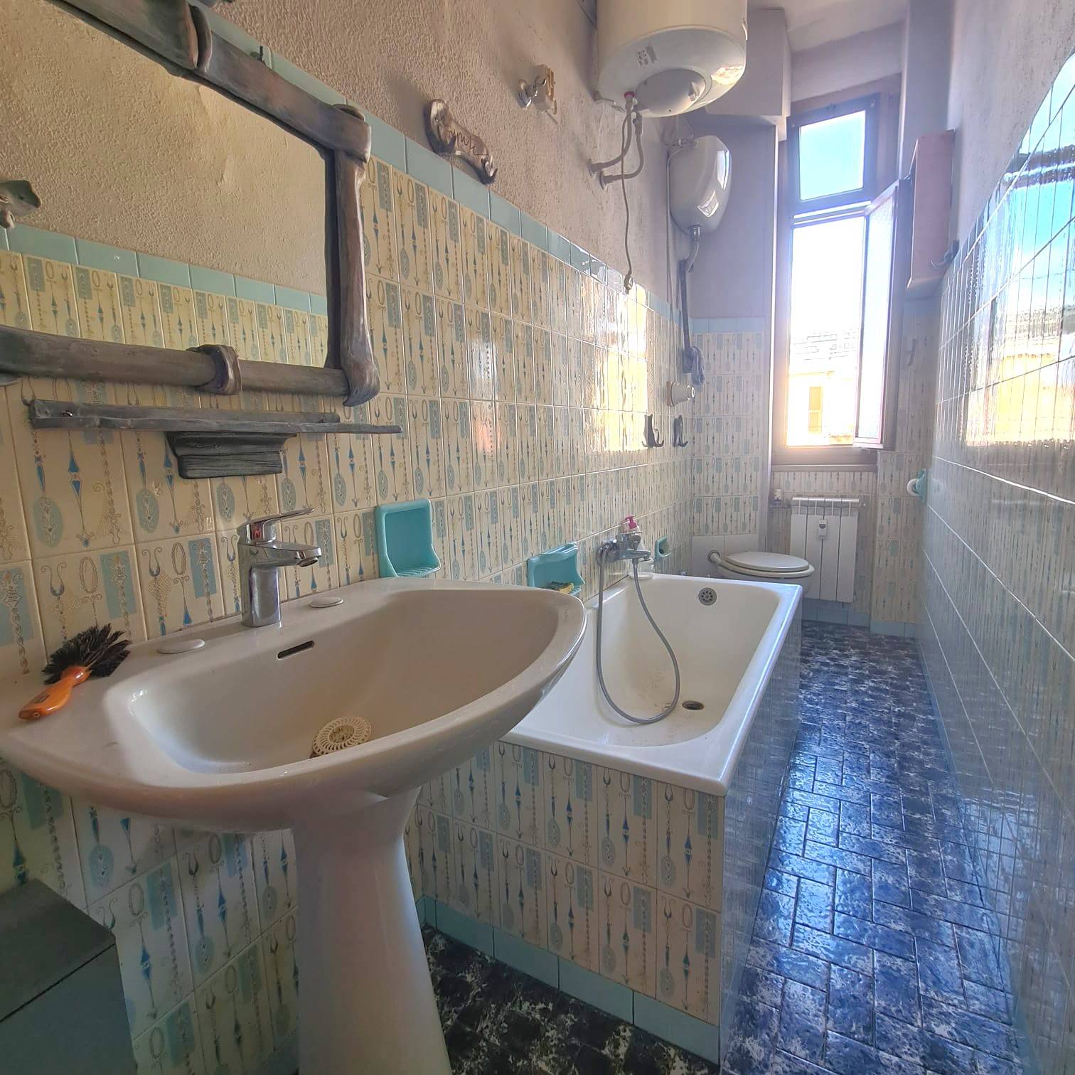 Appartamento in vendita a Genova (GE)