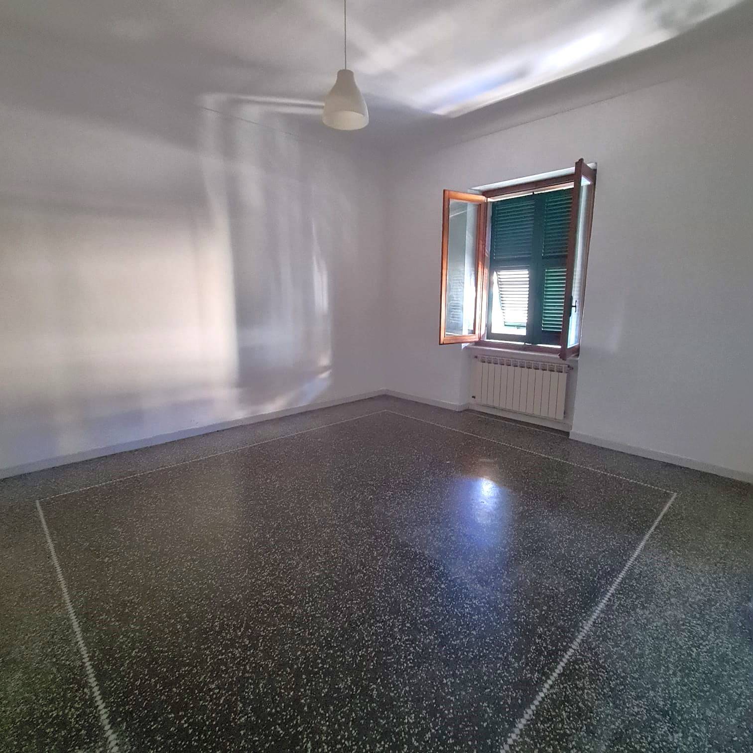 Appartamento in vendita a Genova (GE)