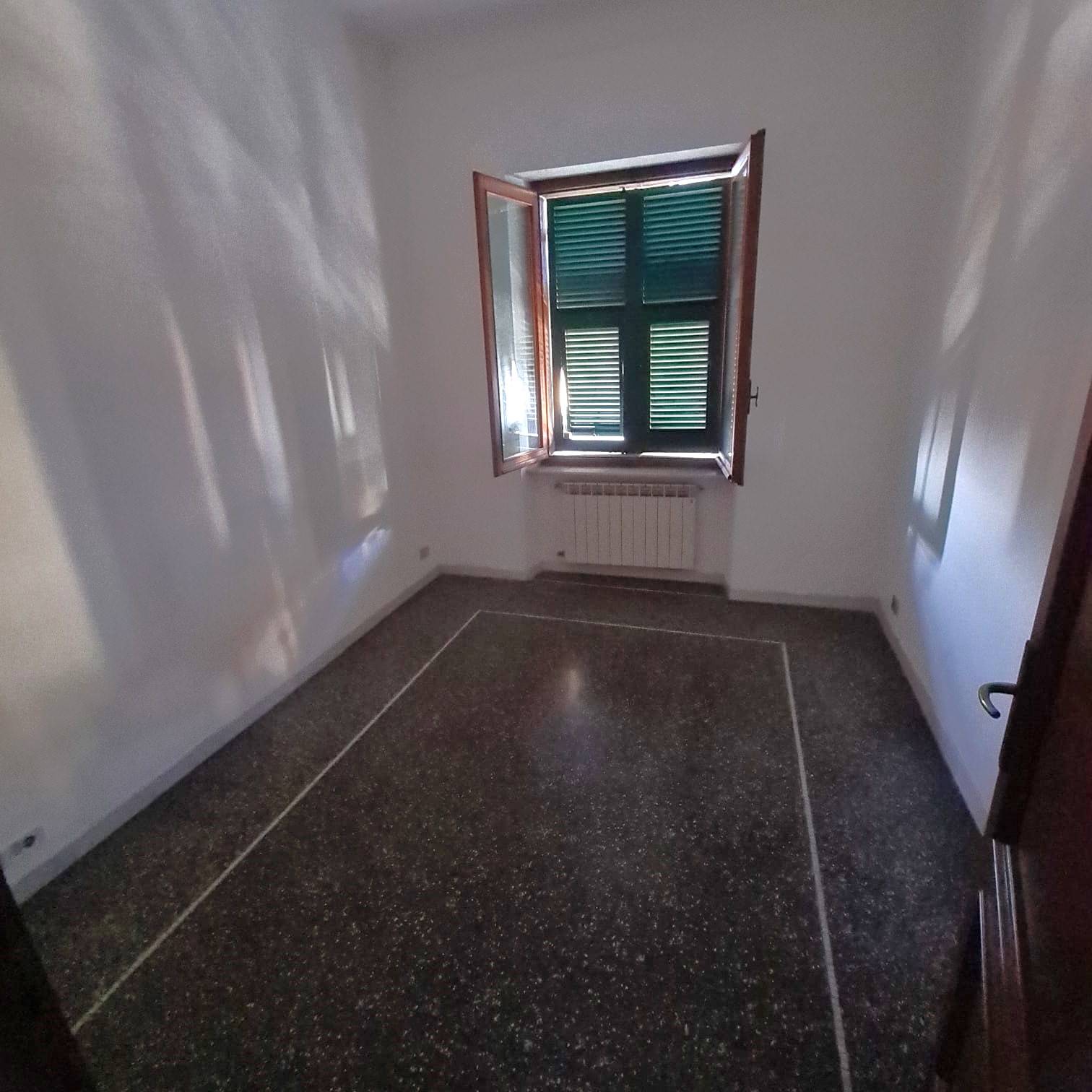 Appartamento in vendita a Genova (GE)