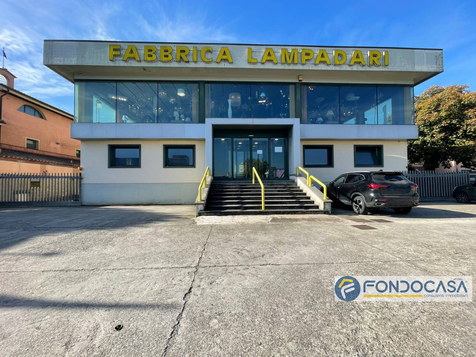 Fondo commerciale in vendita a Calcinaia (PI)