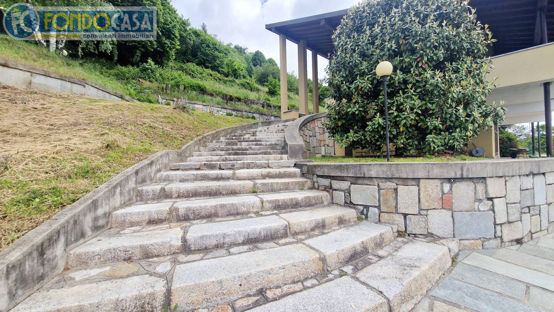 Villa in vendita a Tavernerio (CO)