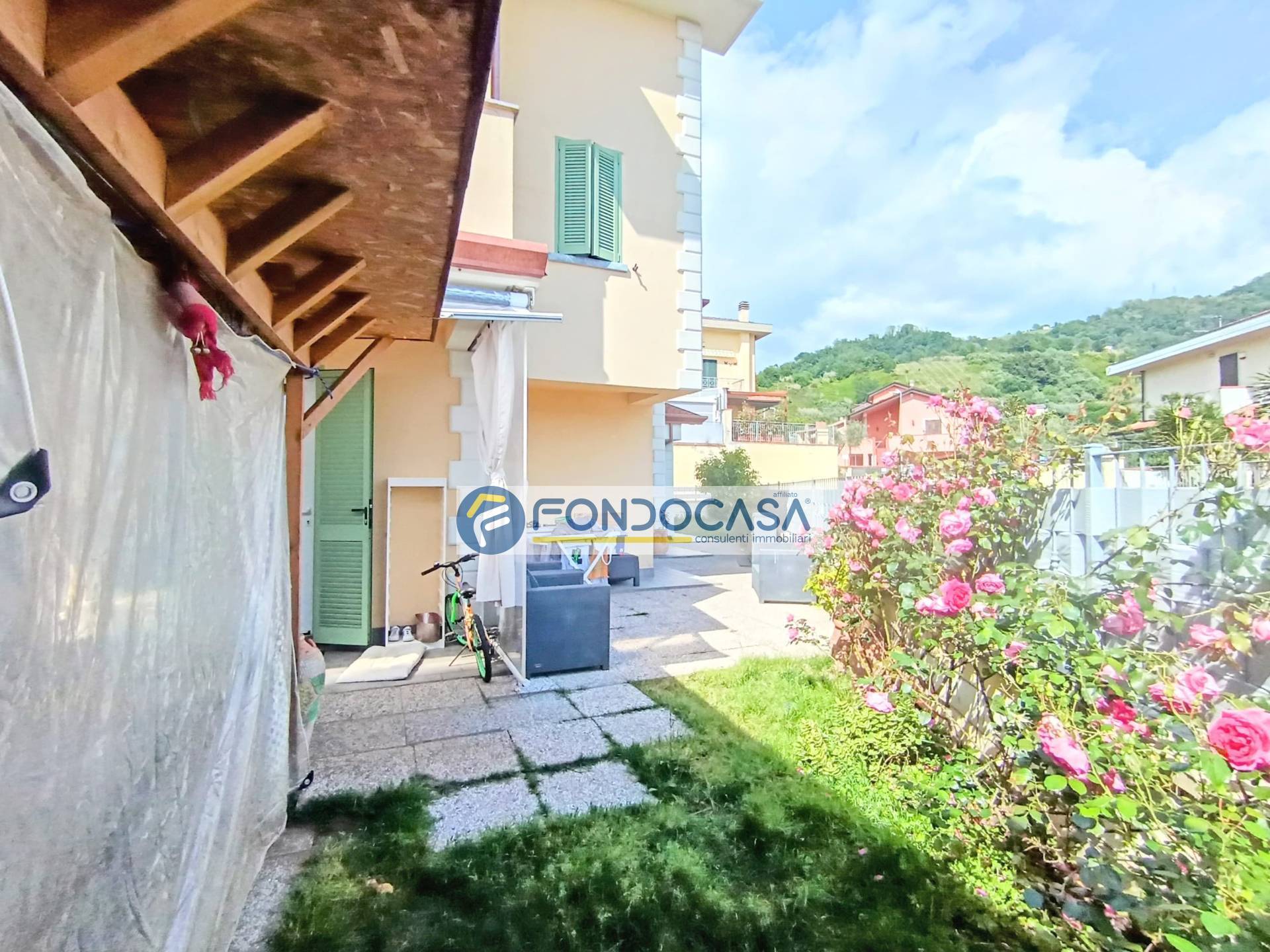Appartamento in vendita a Carrara (MS)