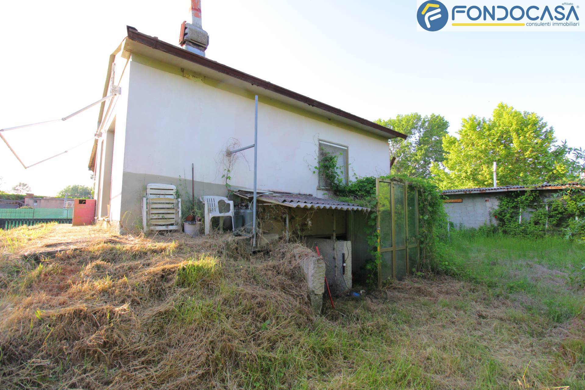Casa indipendente in vendita a Massa (MS)