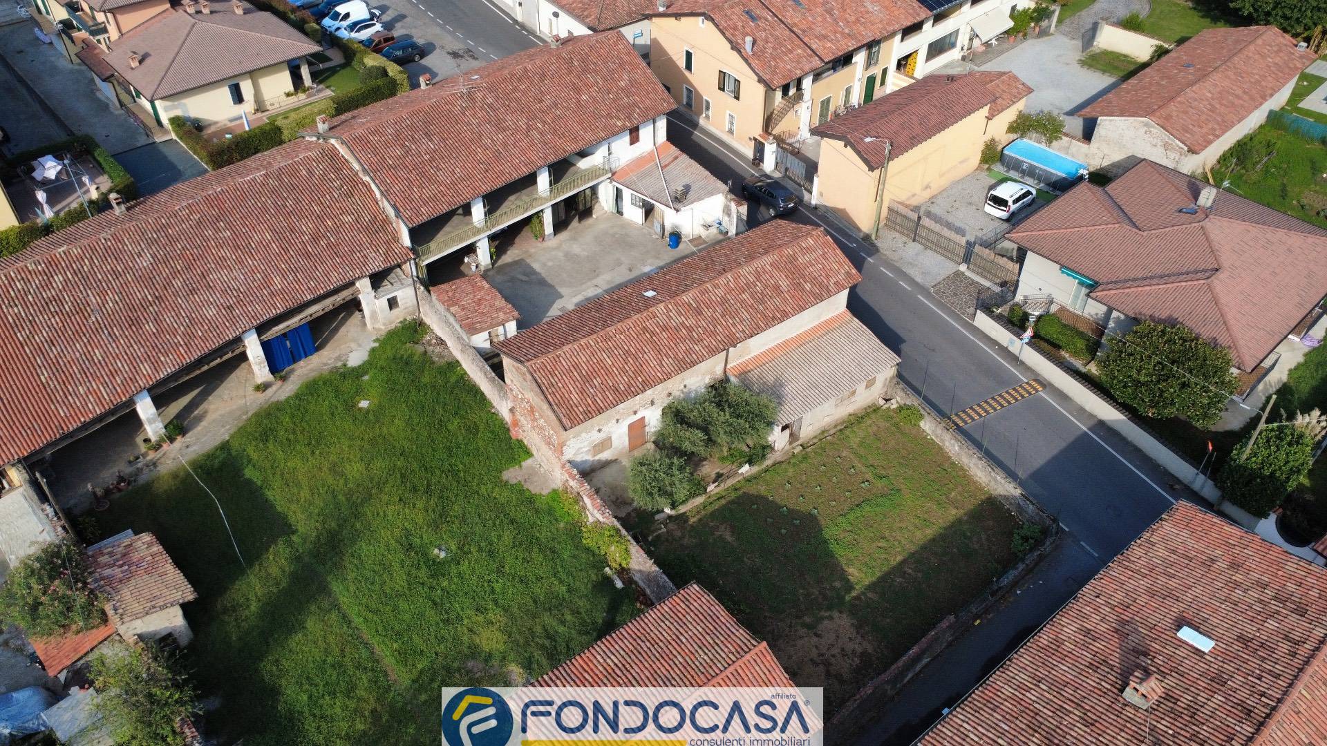 Rustico/Casale in vendita a Rovato - foto 1