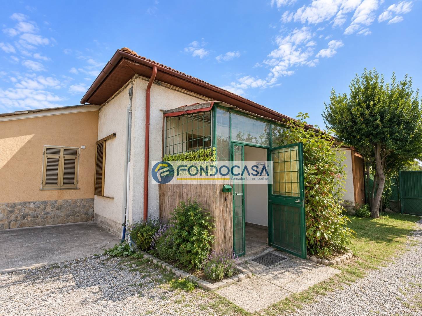 Casa Indipendente a Massa