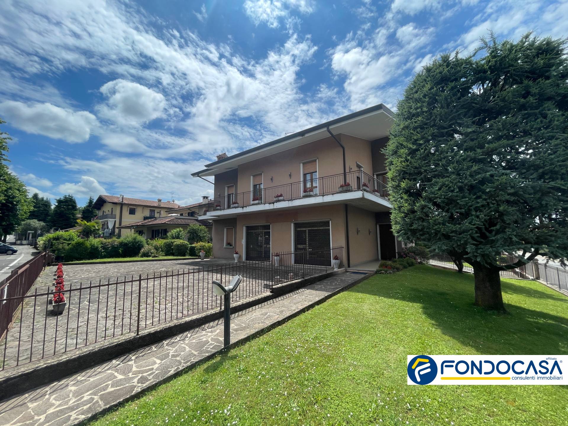 Appartamento in Vendita
