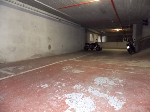 Garage/Box/Posto auto in affitto a Oregina, Genova (GE)