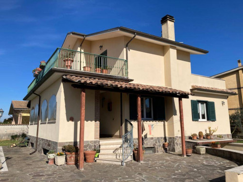 Villa in vendita a Labico (RM)
