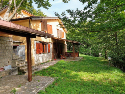 Villa in vendita a Sigillo (PG)