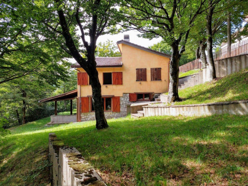 Villa in vendita a Sigillo (PG)