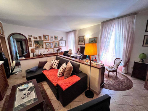 Casa indipendente in vendita a Calvagese Della Riviera (BS)