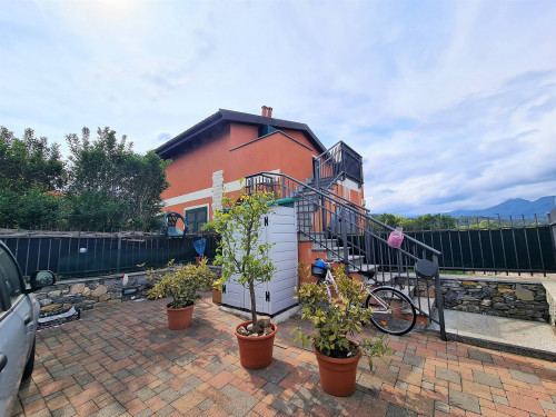 Casa semi-indipendente in vendita a Villanova D'albenga (SV)