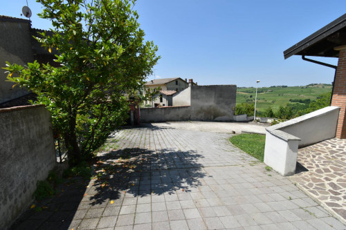 Azienda agricola in vendita a Rovescala (PV)