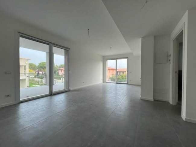 Appartamento in vendita a Manerba Del Garda (BS)