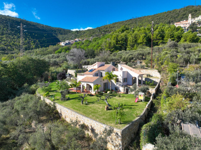 Villa in vendita a Ranzi, Pietra Ligure (SV)