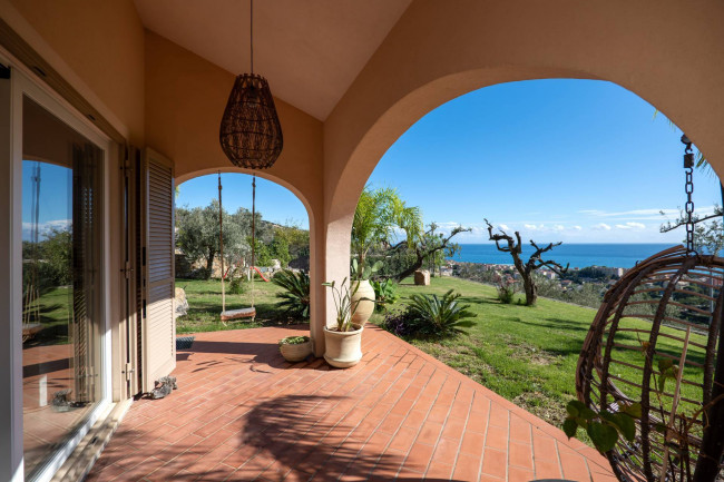 Villa in vendita a Ranzi, Pietra Ligure (SV)