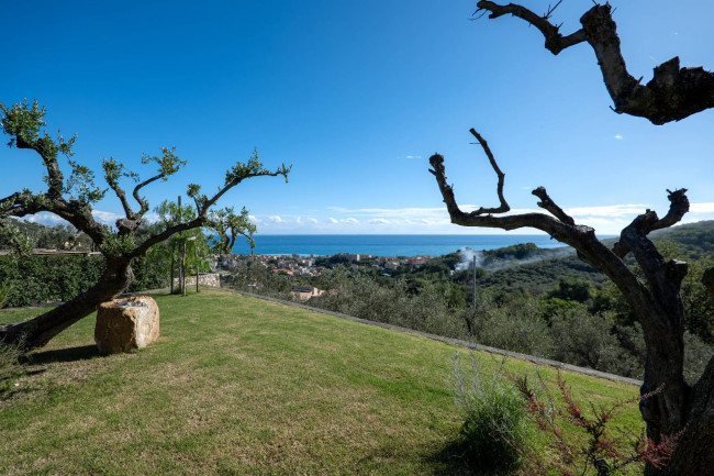 Villa in vendita a Ranzi, Pietra Ligure (SV)