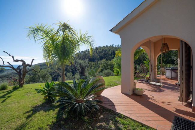 Villa in vendita a Ranzi, Pietra Ligure (SV)