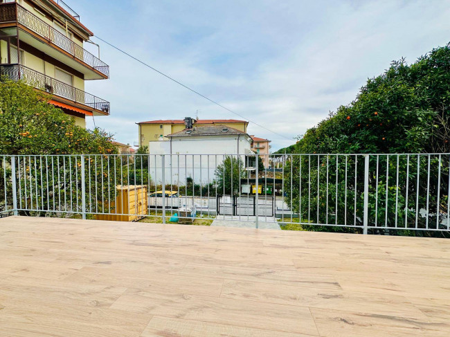 Villa in vendita a Pietra Ligure (SV)