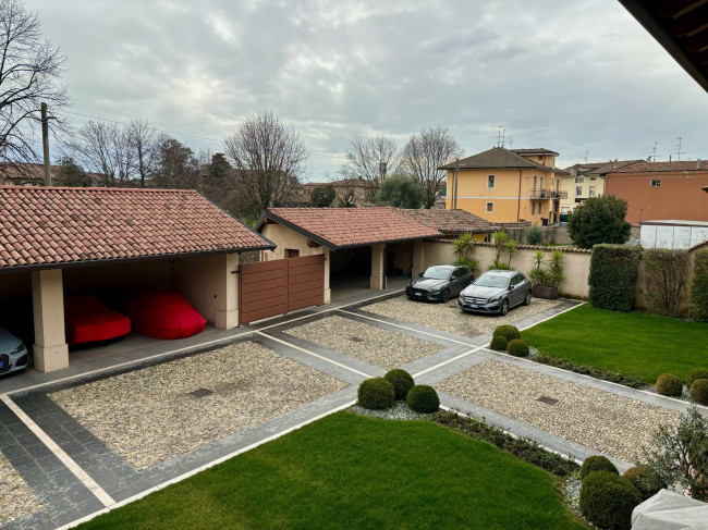 Villa in vendita a Rovato (BS)