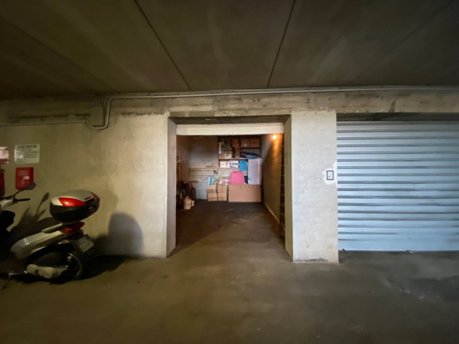 Garage/Box/Posto auto in vendita a Loano (SV)