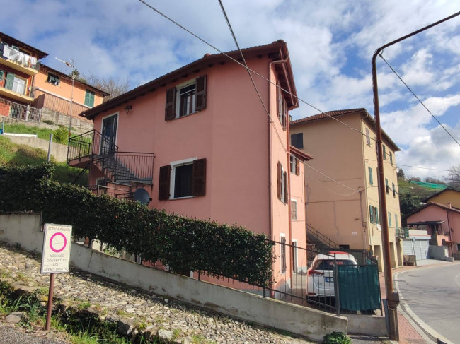 Appartamento in vendita a Manesseno, Sant'olcese (GE)